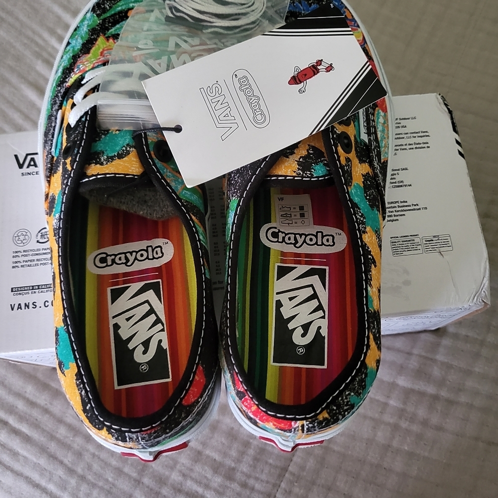 Vans Authentic Crayola Women Van Doren VNOA5KRDARF (2021) - Picture 7 of 8